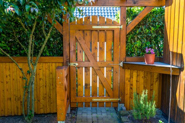Wood Gate Repair in Walnut Creek