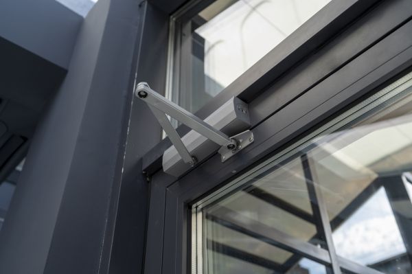 Door Closer Mounting in Walnut Creek
