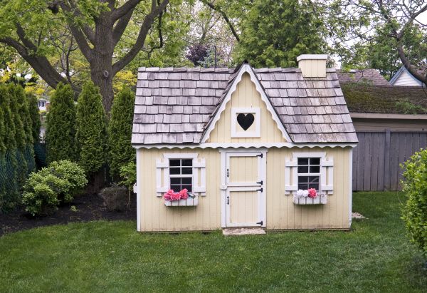 Playhouse Assembly in Walnut Creek