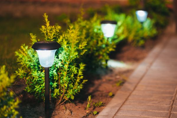 Outdoor Light Fixture Repair